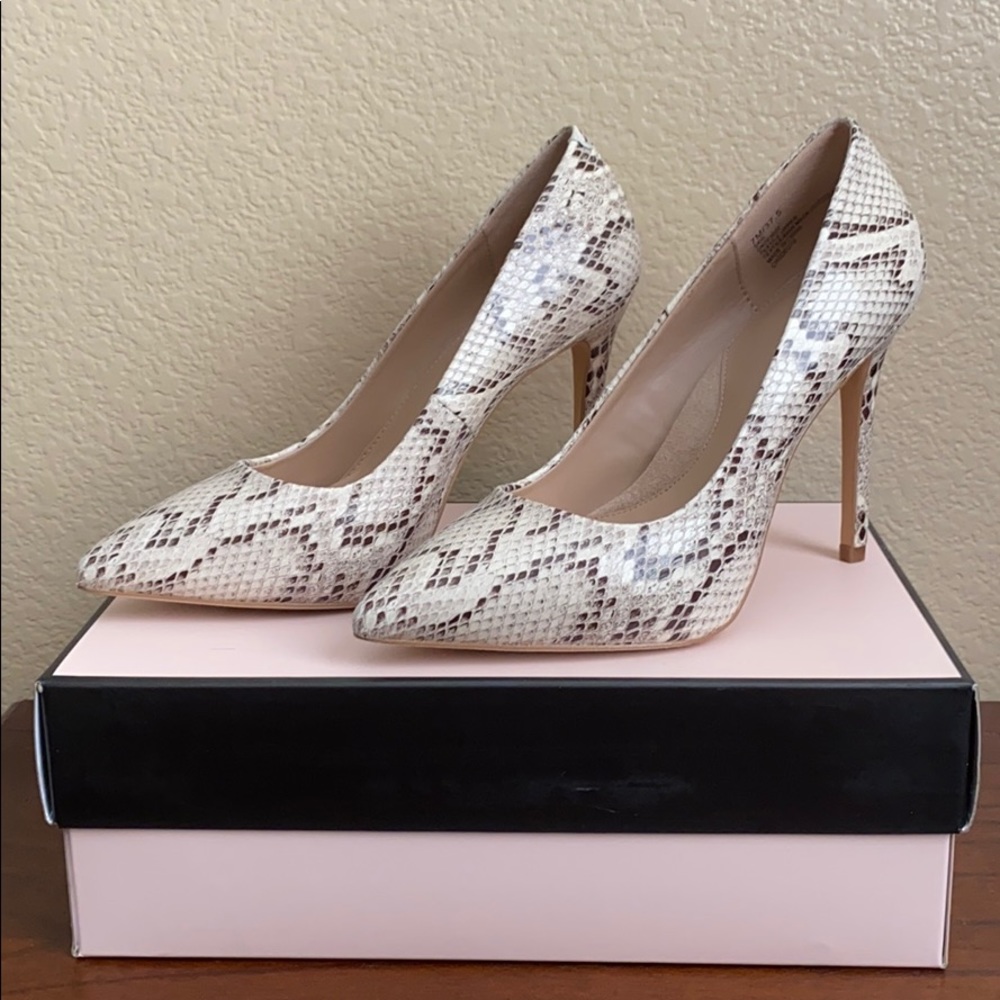 New Bcbgeneration Snake Print Heel - image 2